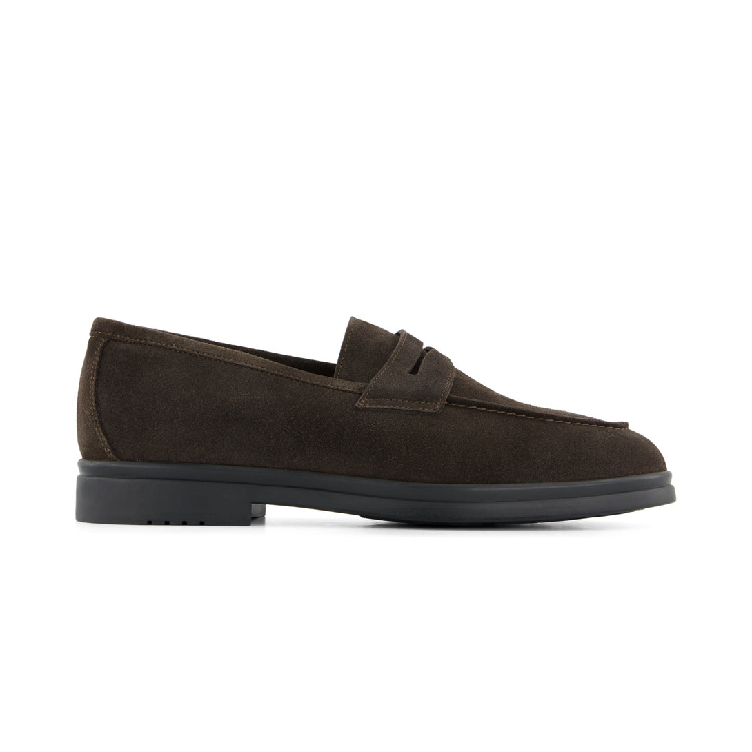JAMES Schoko Suede Penny Loafer mit schwarzer Gummisohle - eleganter Herrenschuh in Schokoladenbraun