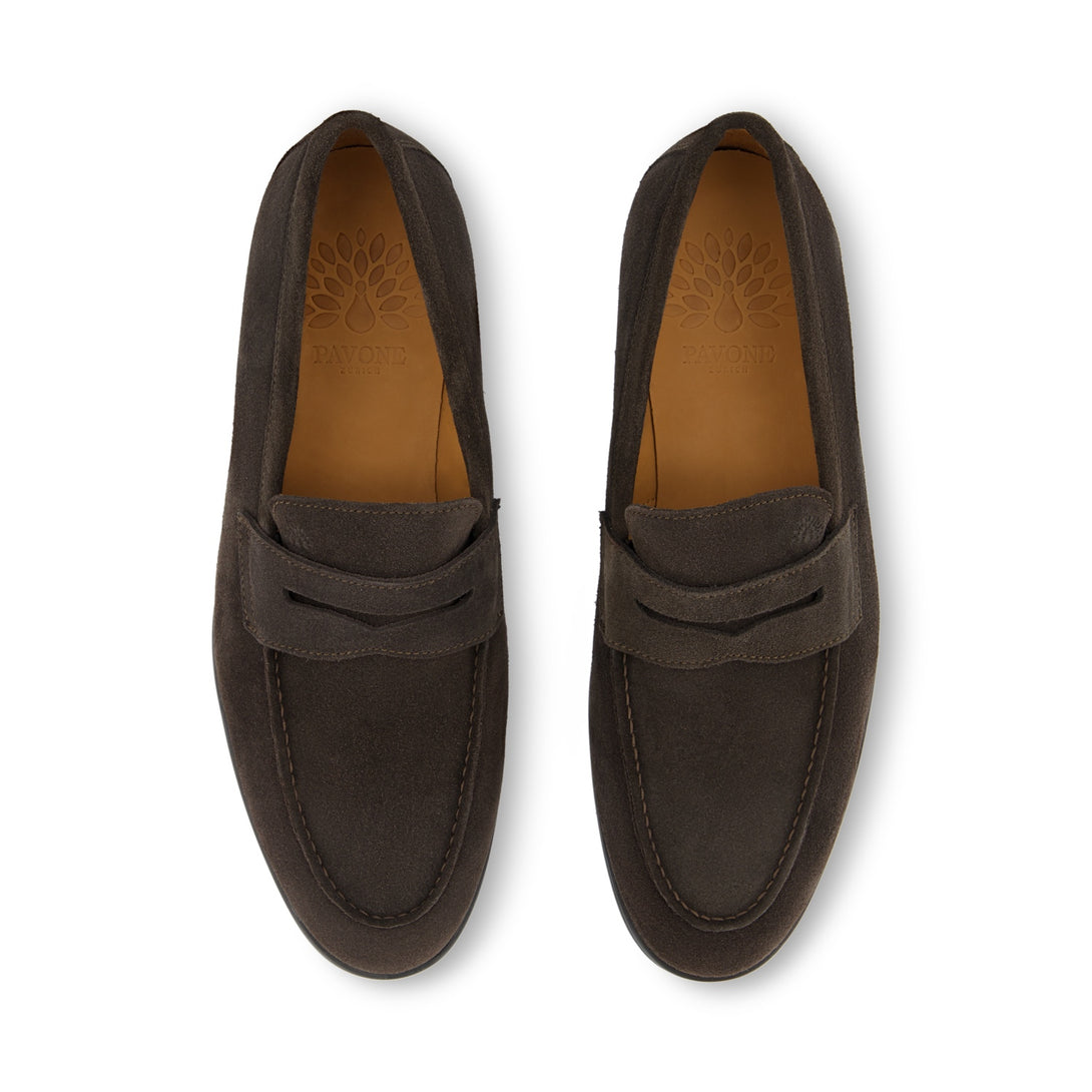 JAMES Schoko Velours Penny Loafer mit schwarzer Gummisohle - eleganter Herrenschuh in Schokoladenbraun