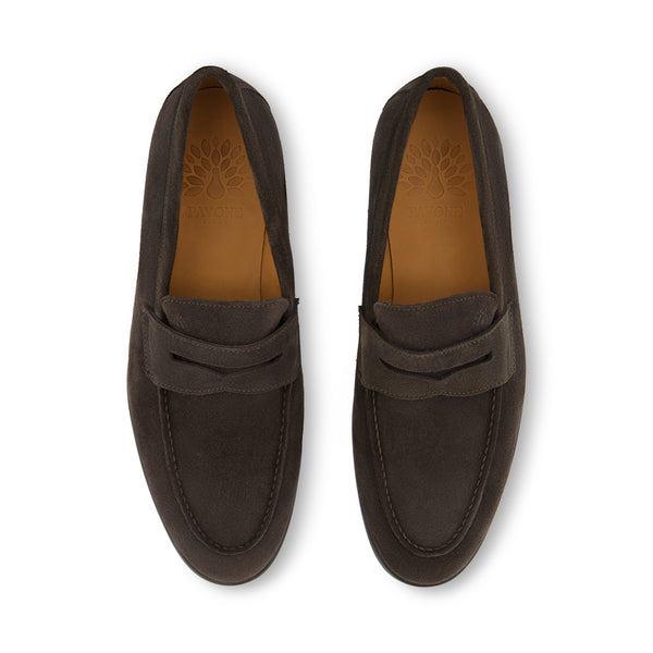 JAMES Schoko Velours Penny Loafer mit schwarzer Gummisohle - eleganter Herrenschuh in Schokoladenbraun
