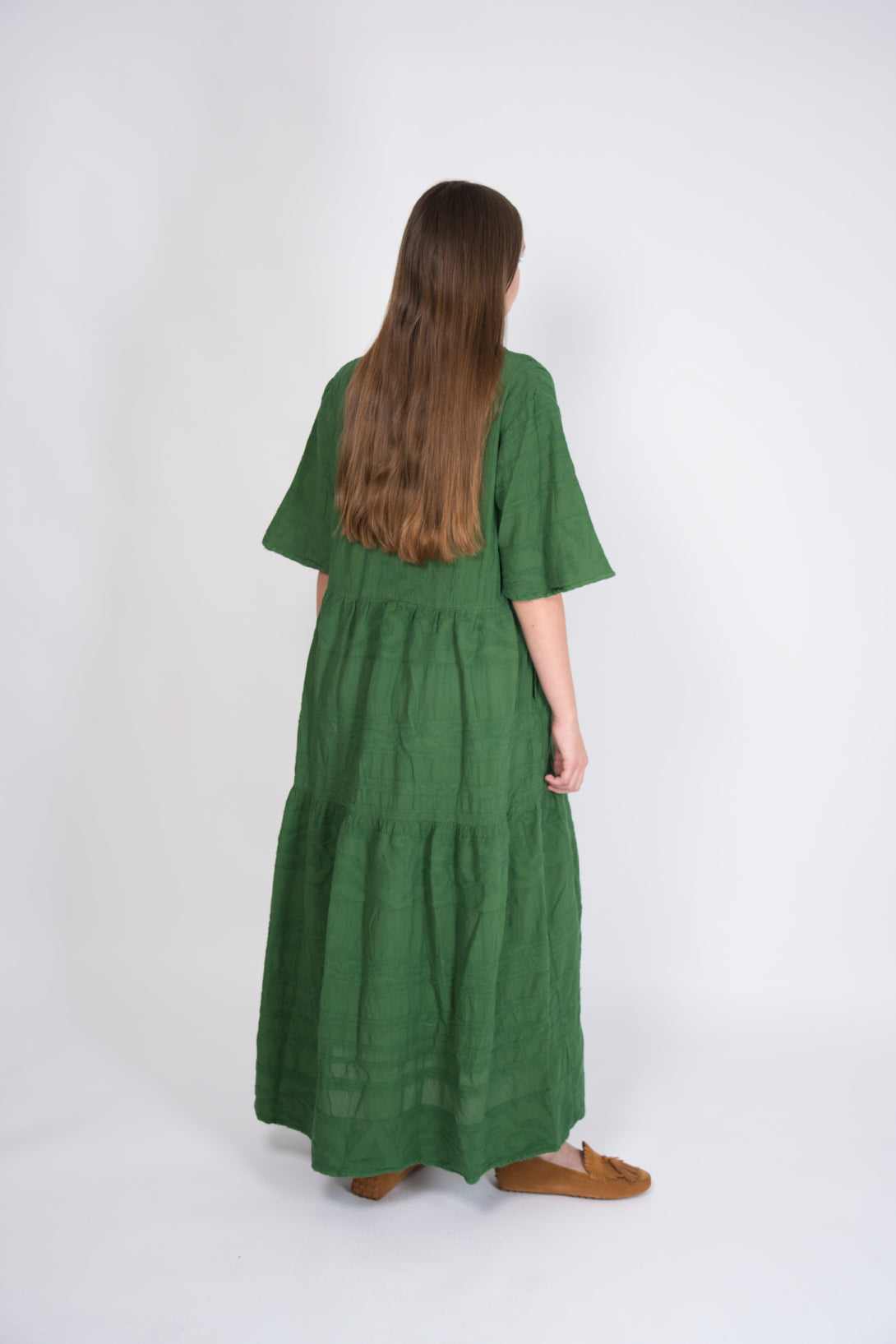 Pearl & Caviar Maxidress Zakar in Grün – feminines Sommerkleid aus Baumwolle mit Zakar-Muster