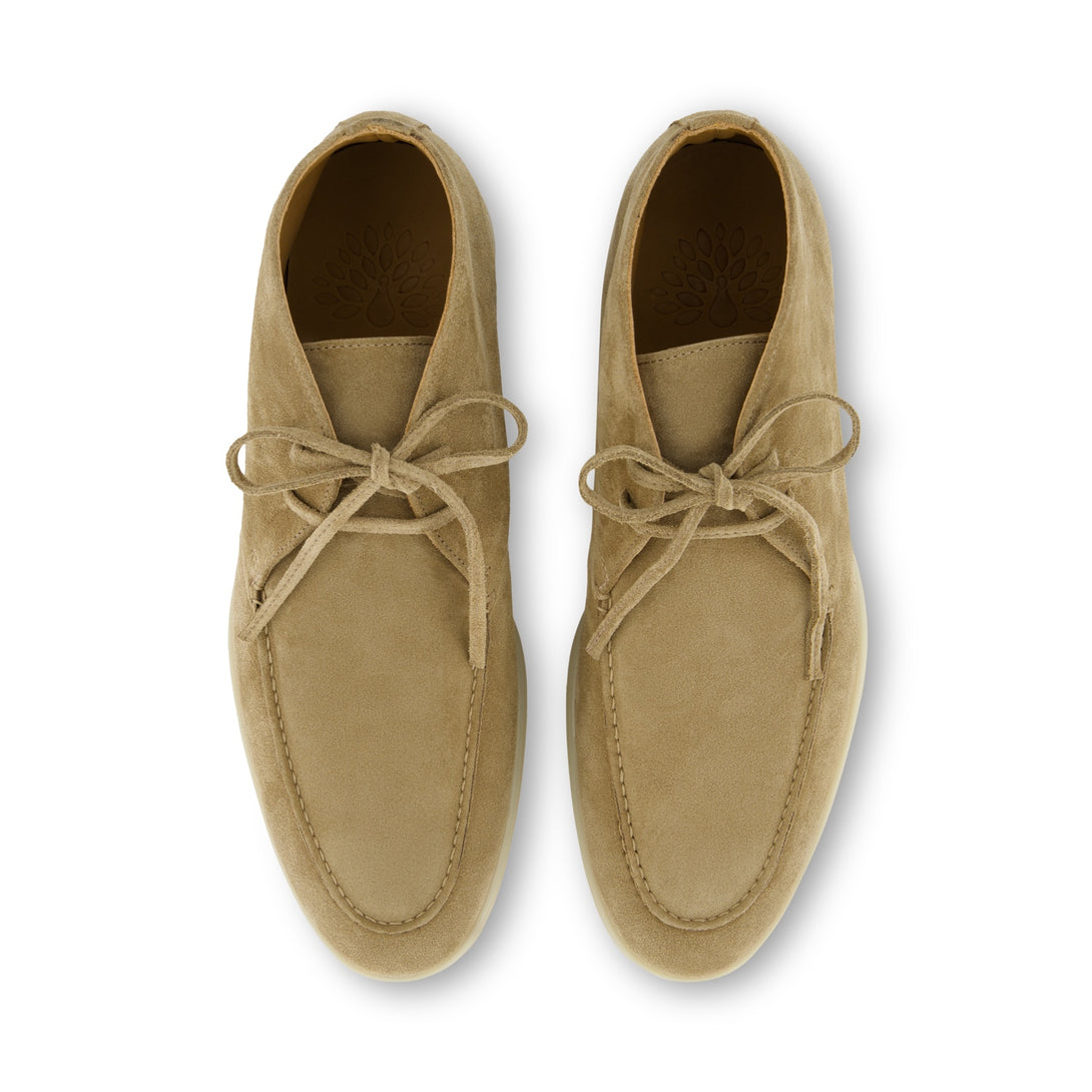 THEODOR Cashew Nut Velours Desertboots - klassische Herrenstiefelette in Nussbraun